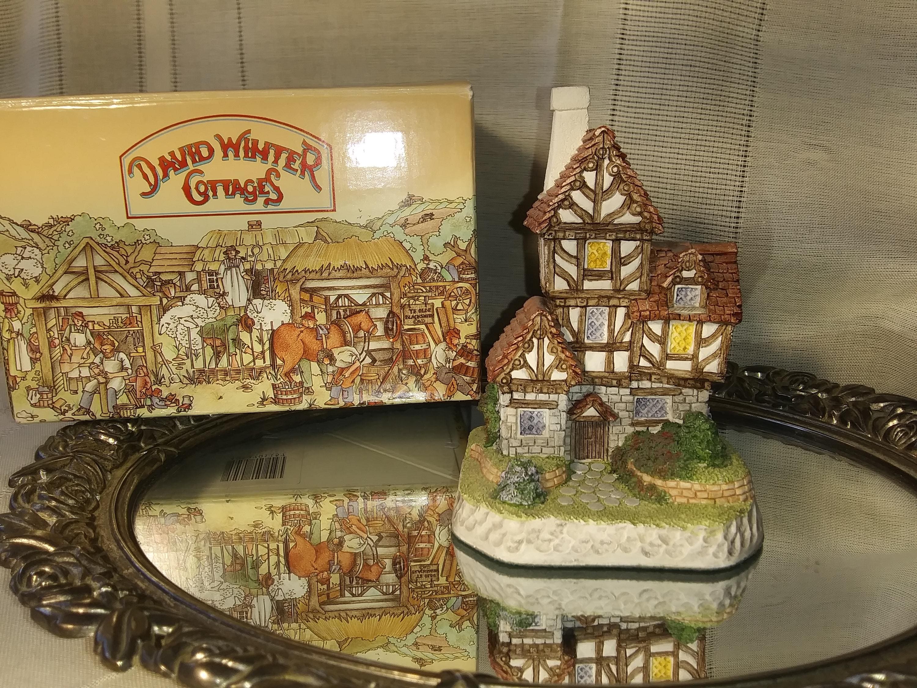 David Winter Cottages 1990's Figurine, Still New in Original Box