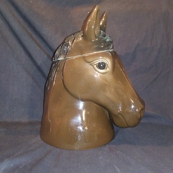 Ceramic Horse Head Cookie jar. Large, nice! 1999 Tone World. Free Shipping!