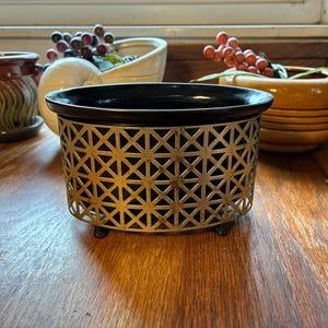 Mid Century metal cut out patterned small oval planter with black ceramic insert. Unique MCM decor! Free Shipping!
