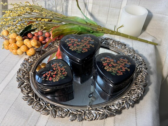 Set of 3 heart shaped nesting boxes. Trinket jewe… - image 10
