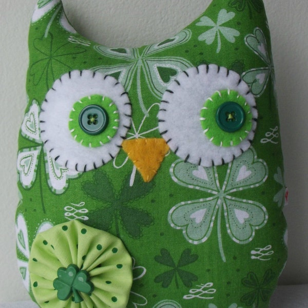 St. Patricks Day Gift--Saint Patricks Day-Owl Gift-Owl Decoration-Owl Plush