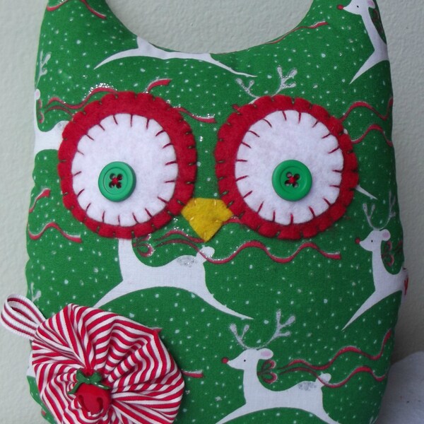 Christmas Owl-Christmas Owl Decoration-Owl Fabric-Red and Green Christmas -Holiday Gift-Owl Gift-Owl Holiday Decoration-Retro Christmas