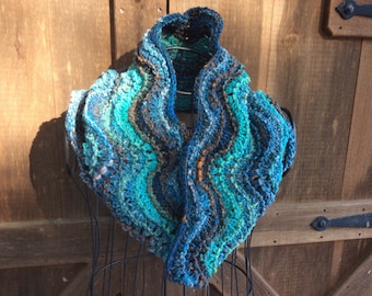 Feather and Fan Hand Knit Cowl/Wrap