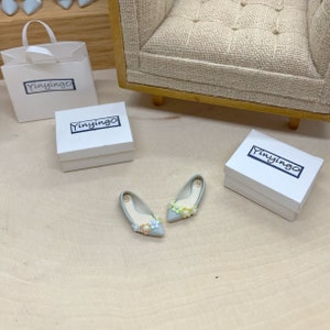 handmade 1/12 miniature dollhouse shoes, heels by YinyingO