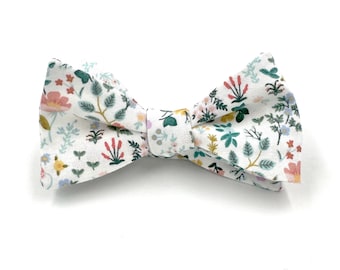 White Floral Bow Tie, White Botanical Bowtie, Soft White Wedding Ties, Mens and Boys Bow Ties, Pre-Tied or Self-Tie Style