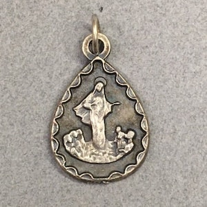Medugorje Medal Virgin Mary Apparition Vintage Catholic Gift