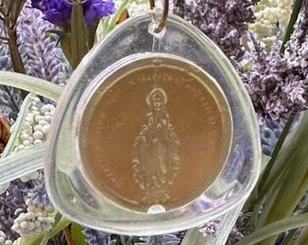 Large Miraculous Medal Pendant Necklace Plastic Embedded Chunk Vintage Catholic Gift