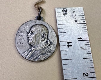 Pope Medal Joannes XXIII Pont Max Vintage Catholic Vatican