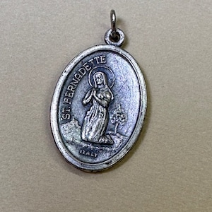 St Bernadette Medal Our Lady Lourdes Shrine Blessed Mother Vintage Catholic Gift