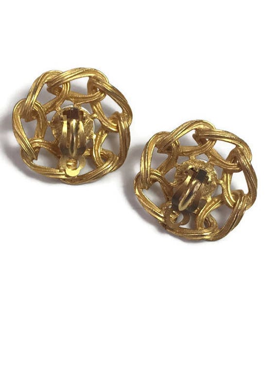 Richelieu Earrings Gold Pearl Large Clip Ons Vint… - image 8