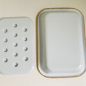 Vintage style white enamel and metal soap dish image 2