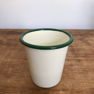 Enamel tumbler cream and green