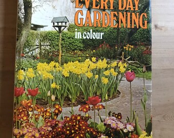 1977 Percy Thrower”s Every Day Gardening Buch in Farbe