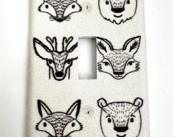 Funda de tela para interruptor de luz con diseño de animales del bosque: decoración infantil