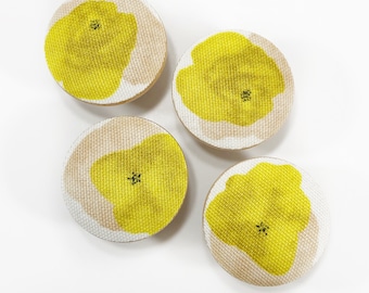 Boutons de tiroir en bois à fleurs jaunes, lot de 4, décoration de chambre d'enfant