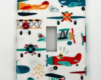 Airplanes Light Switch Plate Cover / Outlet Cover / Bedroom / Home Decor / Baby Shower Gift / Nursery Decor / Kid's Room / Planes / Aviation