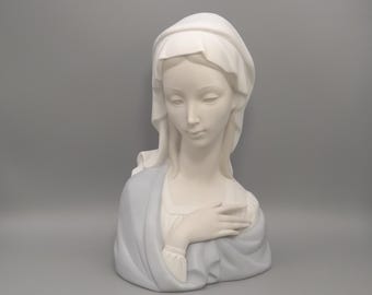 Lladro Holy Mary Porcelain Figurine, Nao, Santa Maria, 1442, Made