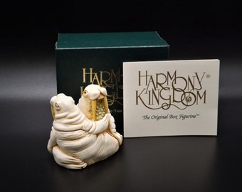 Closeout Sale! Retired 1994 Harmony Kingdom "Love Seat'" Jest Figurine TJWA with original box. Excellent condition.