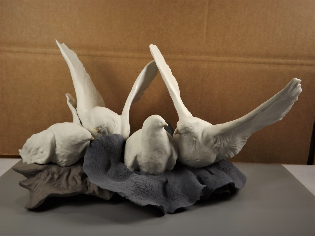 Love Nest Doves Figurine - Lladro-USA