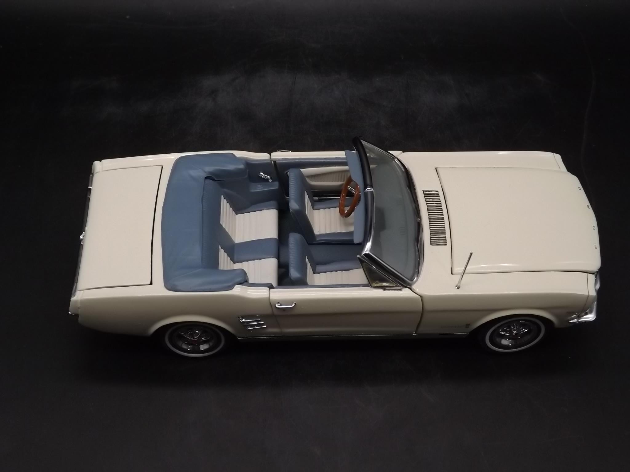 Vintage Danbury Mint 1966 Ford Mustang Convertible Diecast