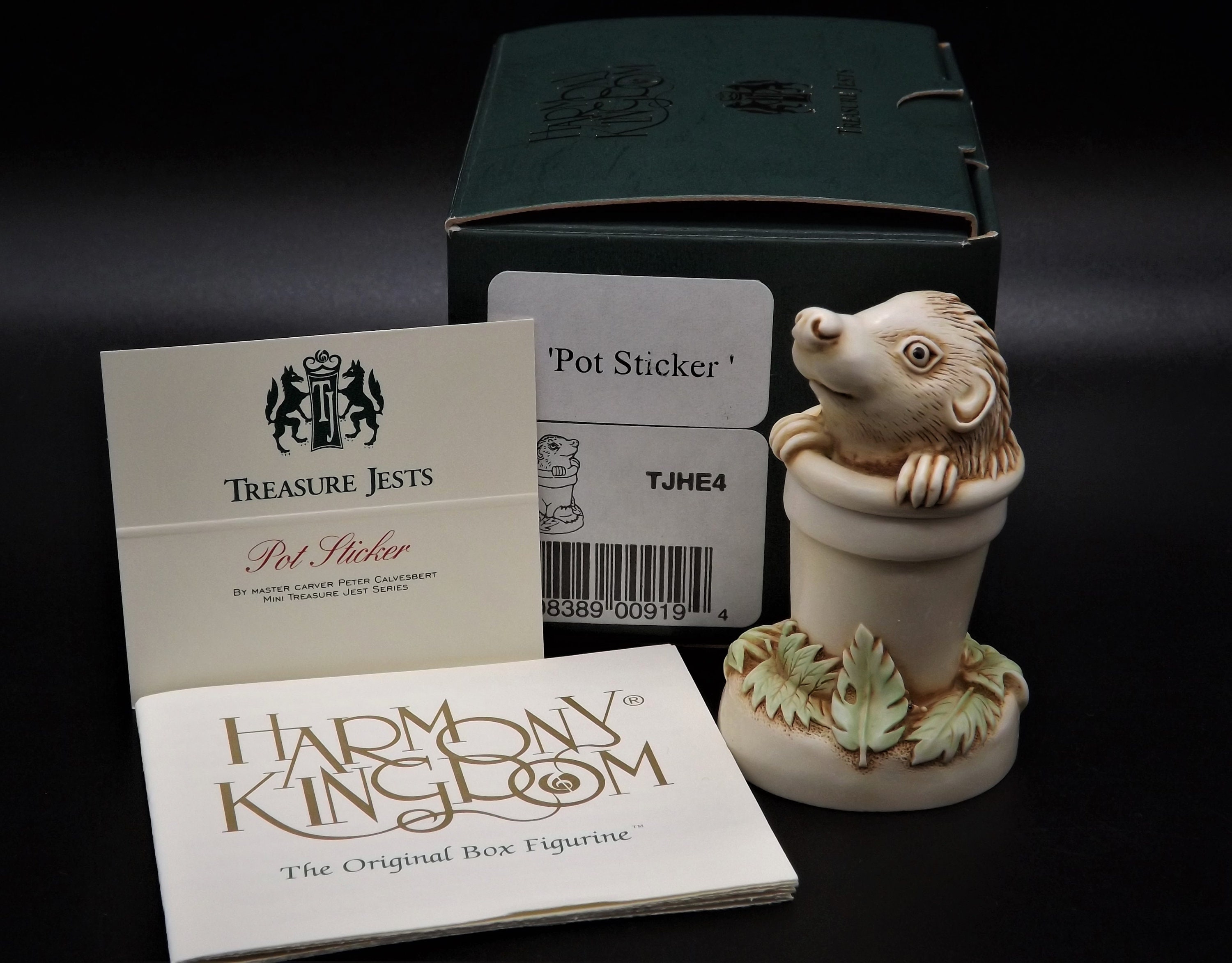Retired 2000 Harmony Kingdom Pot Sticker Jest Figurine with COA TJHE4 with original box Excellent condition. Retired 2000 Harmony Kingdom Pot Sticker Jest Figurine with COA TJHE4 with original box Excellent condition.