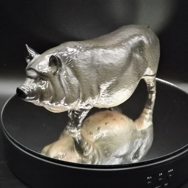 Closeout Sale! Royal Doulton "Pot Bellied Pig" Figurine DA189 made in 1992. Perfect condition