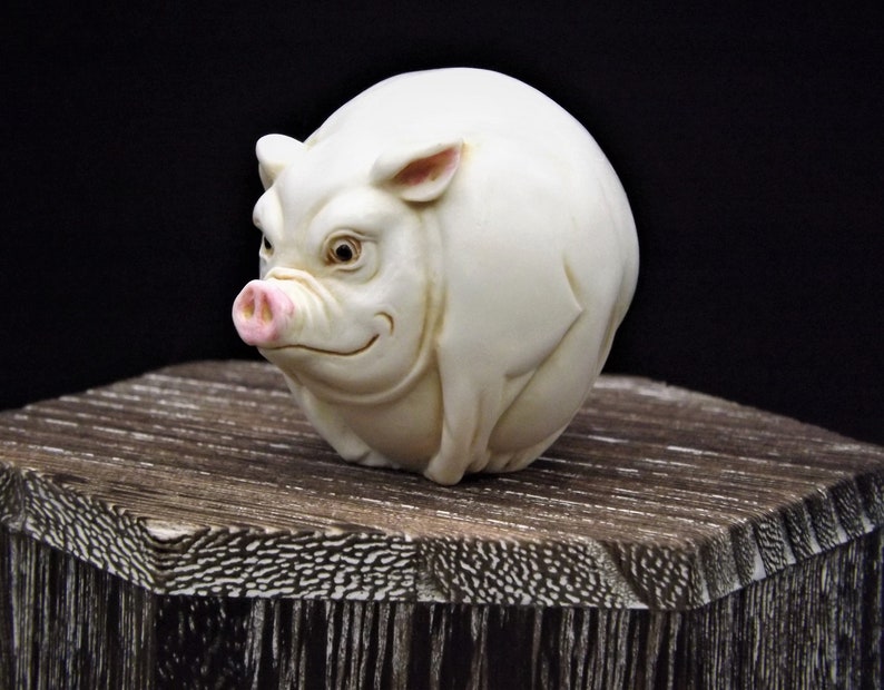 Harmony Kingdom Roly Poly 'Curly' Pig Figurine - Retired image 3