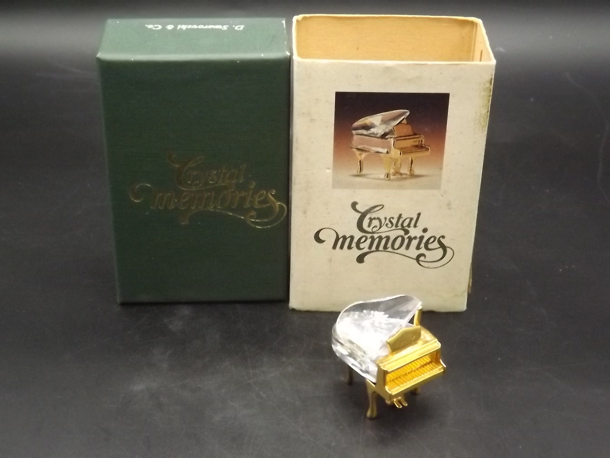 Vintage Swarovski Crystal Memories Piano Figurine. Excellent 
