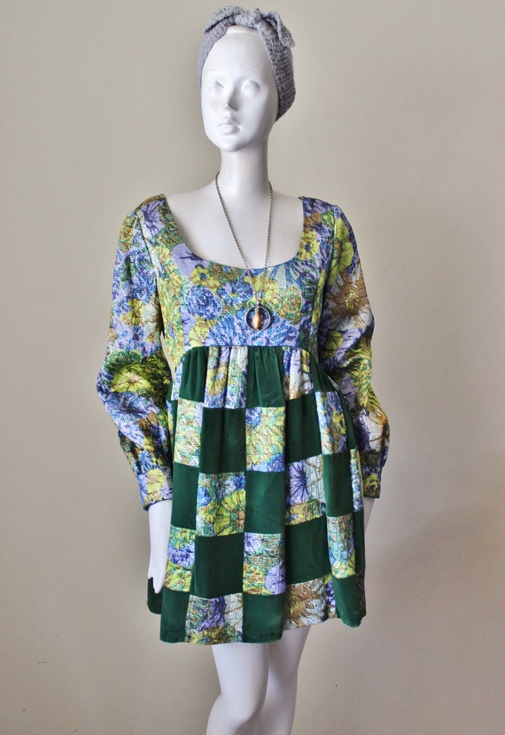 Vintage minidress 1960s. Velvet, quilted, empire w