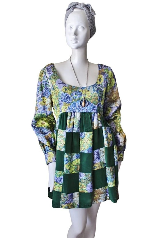 Vintage minidress 1960s. Velvet, quilted, empire w