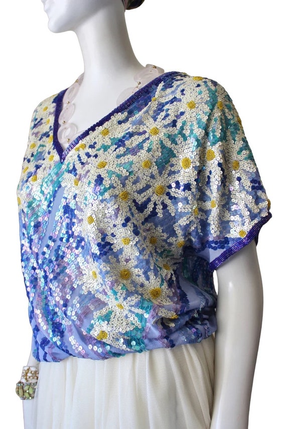 Sequin top, vintage, floral, silk. Saks Fifth Ave… - image 5