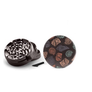 Colorful Seashells Metal Grinder Herb With Catcher Set, 4 Piece Grinder Girly Grinder, for Girls, Gifts  008