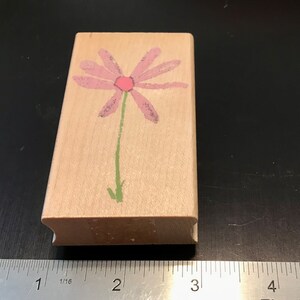 Hero Arts Button Flower Solid Wood Mounted Rubber Stamp.