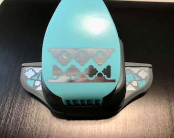 Surtido de punzones de borde de 2 bordes de We R Memory Keepers.