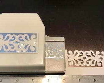 EK Success Wavy Swirl 2 in 1 Border Punch.