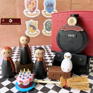 Set of 3 Harry Potter peg dolls image 2