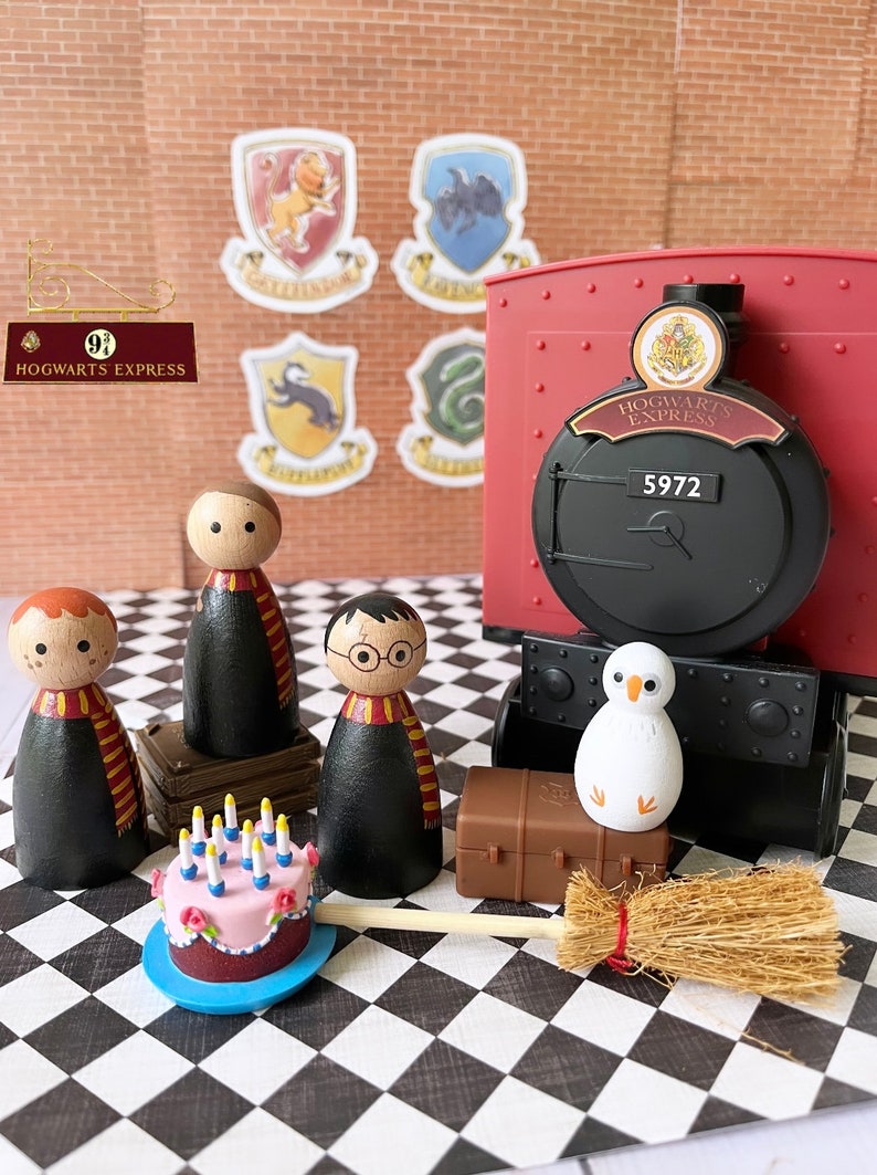 Set of 3 Harry Potter peg dolls image 2