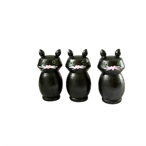 Halloween black cat peg doll - imagination open ended play fairytale storytelling literacy childrens books wood toy peg doll gnome pumpkin
