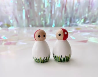 Set of2 mushroom babies peg dolls one inch tall