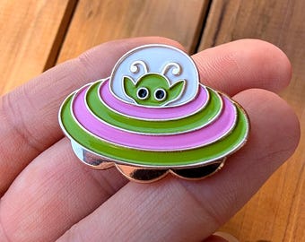 Alien UFO Enamel Pin