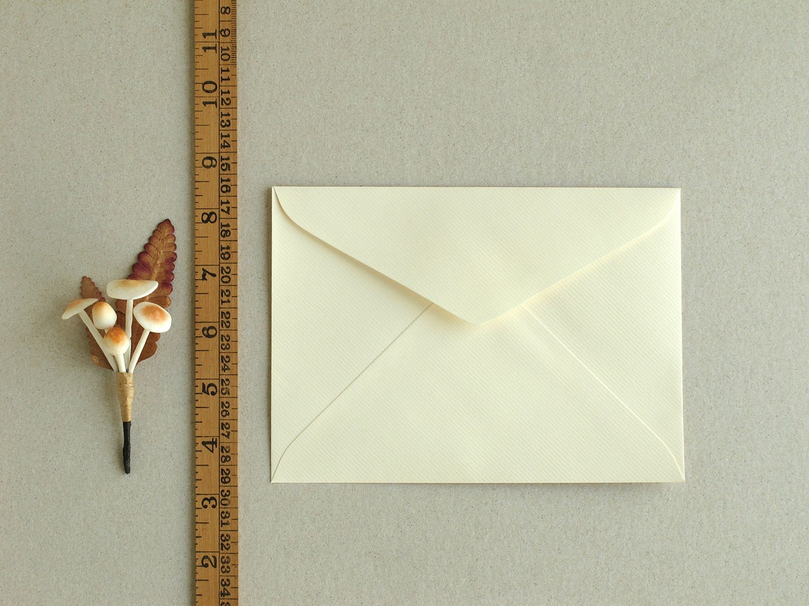 50 A7 5x7 Cream Envelopes Made of Ribbed Paper Triangle Etsy
