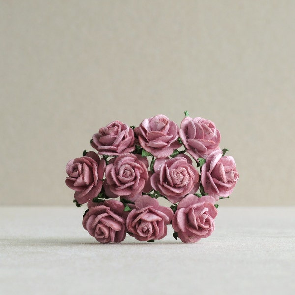 15mm Mauve Paper Roses - 10 purple pink paper flowers with wire stems [107]