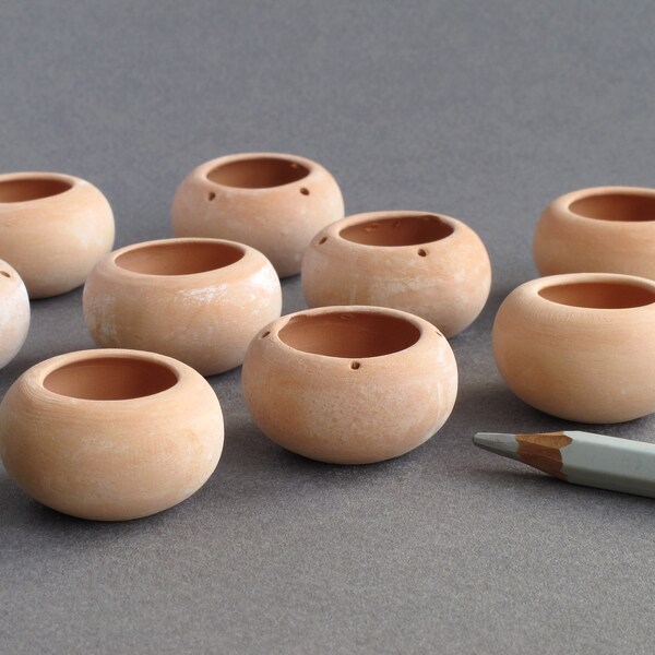 5 Mini Round Terracotta Planters - With or without holes - Hanging pots -18mm (3/4 inch) tall