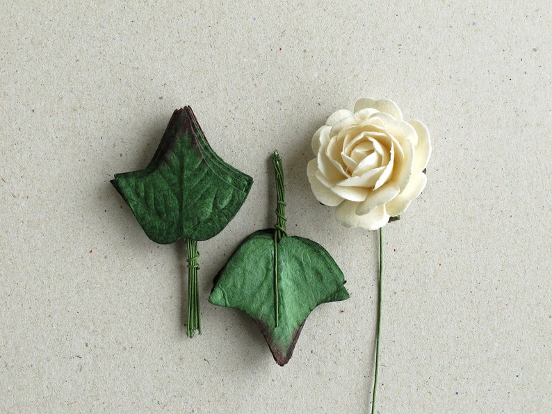 50 Small Paper Ivy Leaves with Wire Stems Made of mulberry Etsy