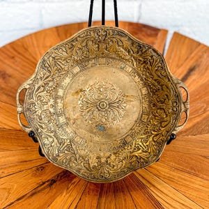 Vintage Floral Engraved Brass Decorative Bowl / Trinket Dish with Scalloped Edge