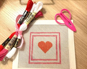 Beginner Needlepoint Kit Valentine Heart – 13 Mesh Easy Needlepoint Kit, DIY Valentine Gift