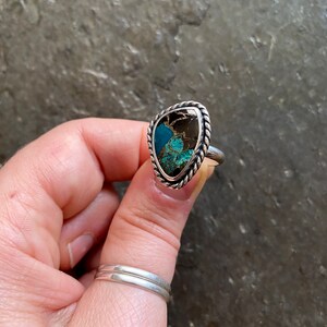 SIZE 7 White Buffalo Kingman Turquoise Sterling Silver Freeform EveryDay Cute Gold Southwestern Statement Cocktail Ladies Ring image 3