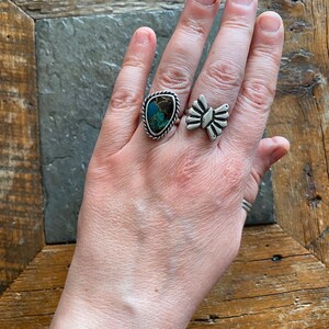 SIZE 7 White Buffalo Kingman Turquoise Sterling Silver Freeform EveryDay Cute Gold Southwestern Statement Cocktail Ladies Ring image 4