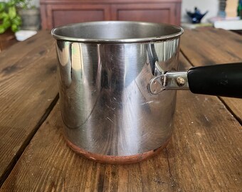 Vintage Revere Ware 1801  Copper Clad 1 1/2 Quart 5 Cup Measuring Pot with Pour Spout Cookware Country Kitchen