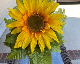 Mausoleum~Cemetery Flowers~Large Sunflower~Styrofoam Insert~One sided/flat back Arrangement~Grave Decoration~In Loving Memory